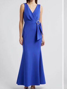 Sleeveless V-Neck Maxi Dress with Decorative Waist Accent - Royal Blue